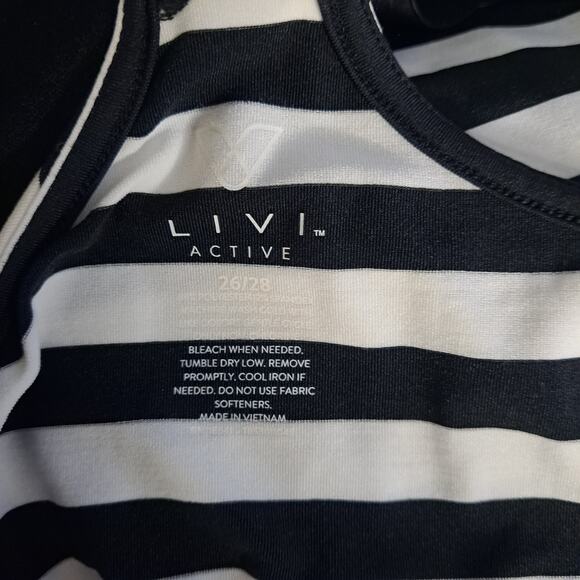 Lane Bryant LIVI Active Tank Top 28/28 Workout Athleisure Cross Back - Picture 8 of 9